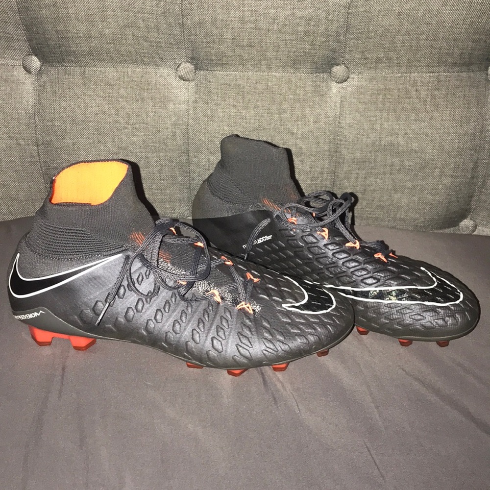 NWOT Men’s Nike Hypervenom Phantom DF FG III Elite